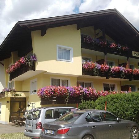 Pension & Appartement Fortin บาด ไคลน์เคิร์ชไฮม์ ภายนอก รูปภาพ