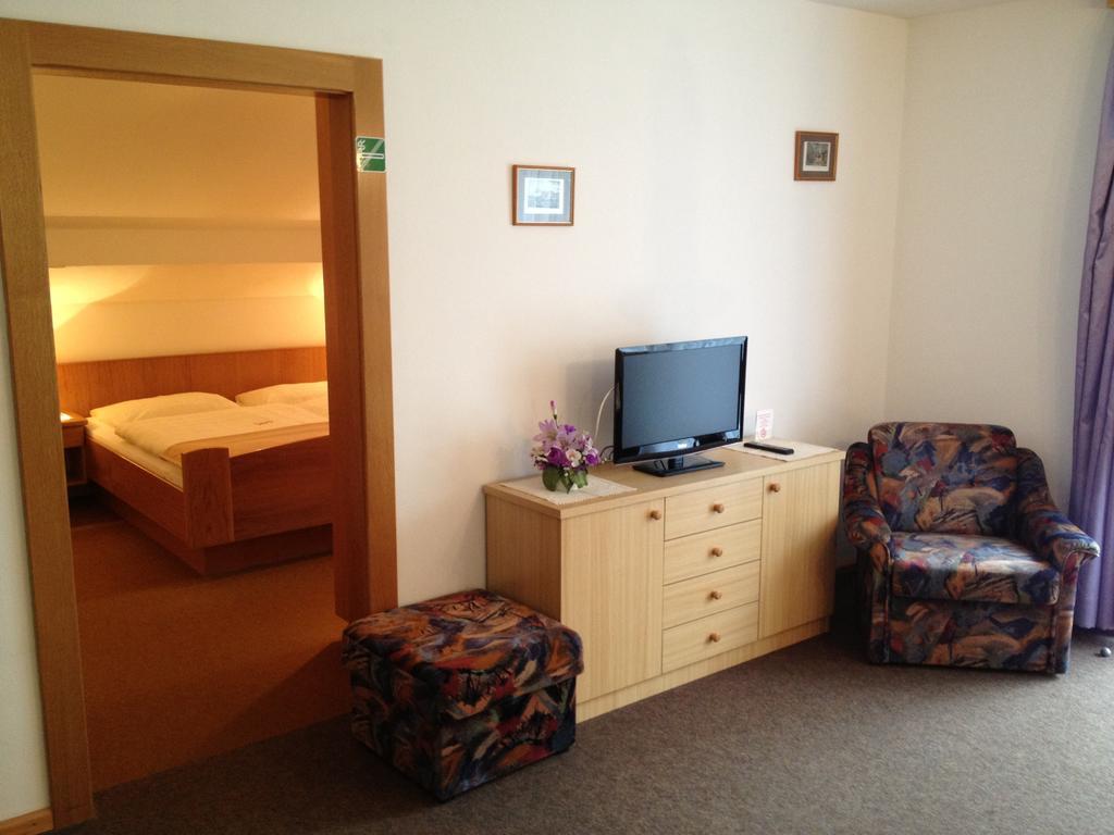 Pension & Appartement Fortin บาด ไคลน์เคิร์ชไฮม์ ห้อง รูปภาพ