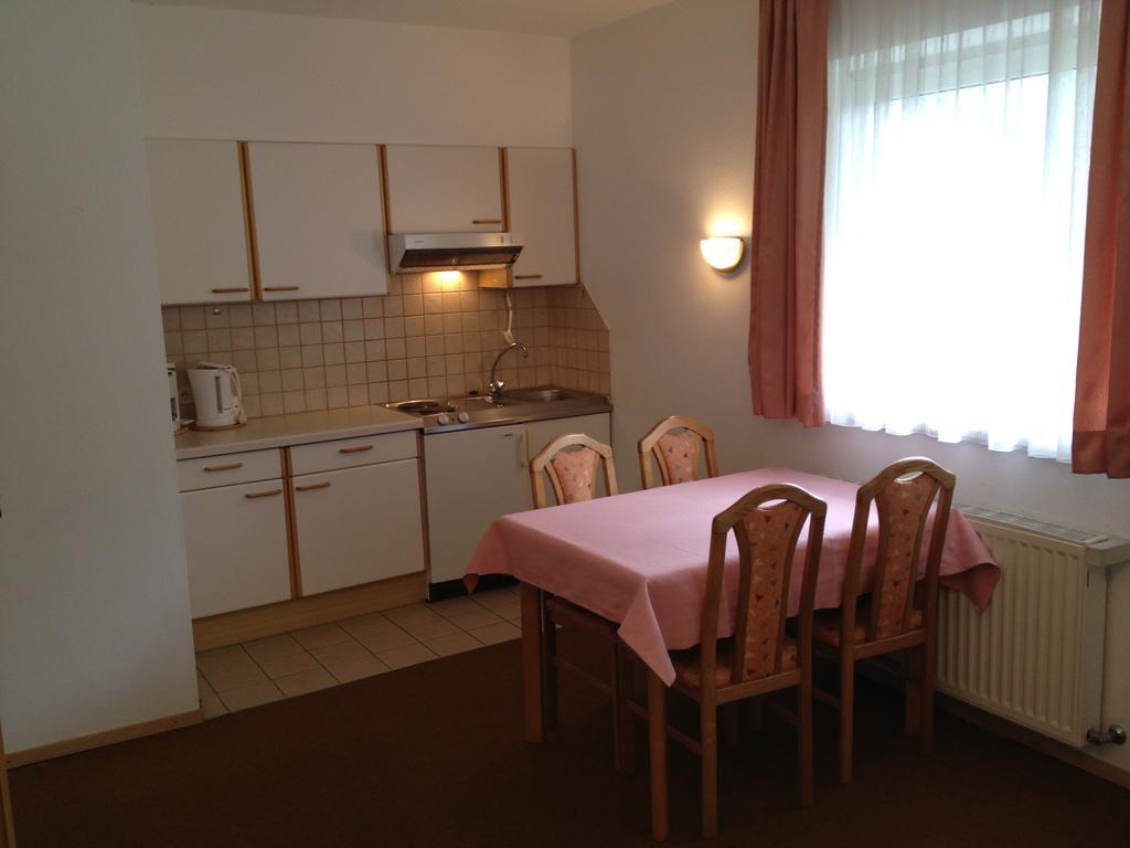 Pension & Appartement Fortin บาด ไคลน์เคิร์ชไฮม์ ห้อง รูปภาพ