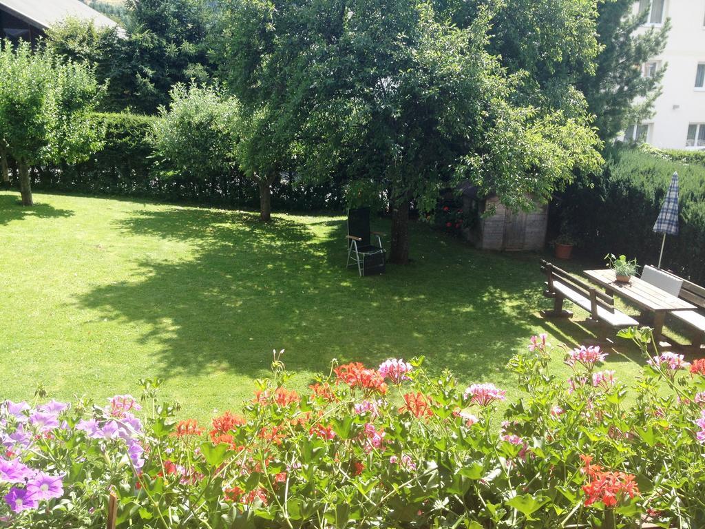 Pension & Appartement Fortin บาด ไคลน์เคิร์ชไฮม์ ภายนอก รูปภาพ